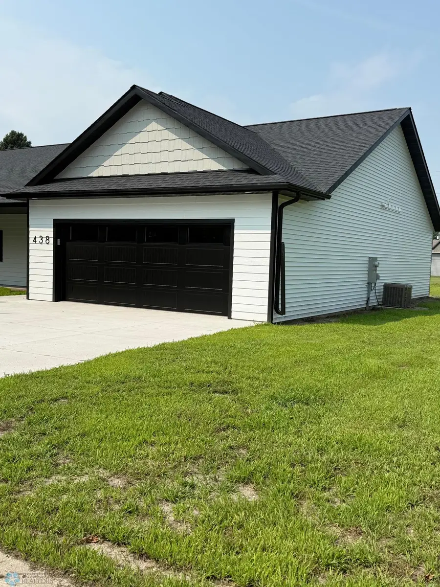 438 4th Street, Wyndmere, ND 58081 - Image #2