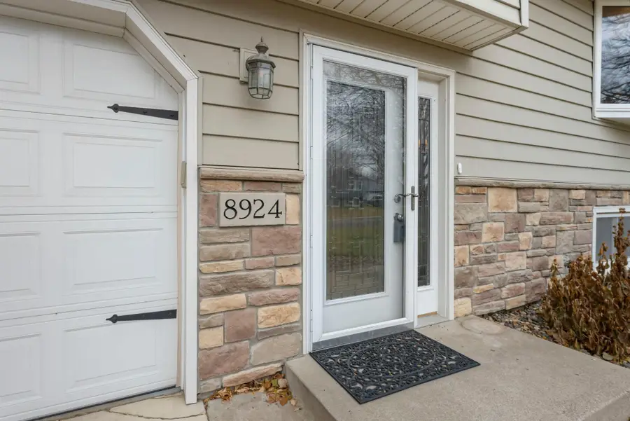 8924 66th Avenue N, Brooklyn Park, MN 55428 - Image #3