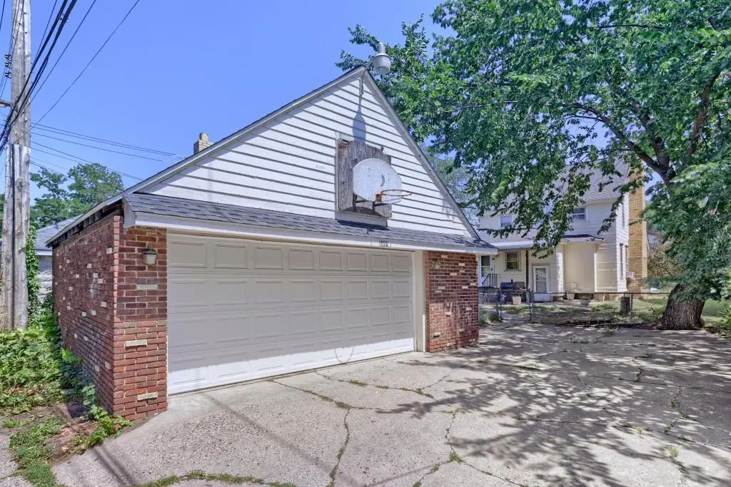 3304 Grand Avenue S, Minneapolis, MN 55408 - #1