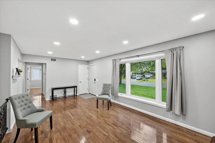 11308 Kentucky Avenue N, Champlin, MN 55316 - Image #3