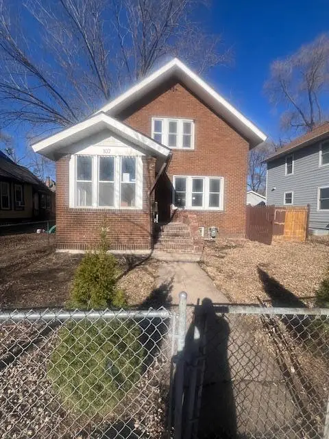 107 Winnipeg Avenue, Saint Paul, MN 55117 - Image #1