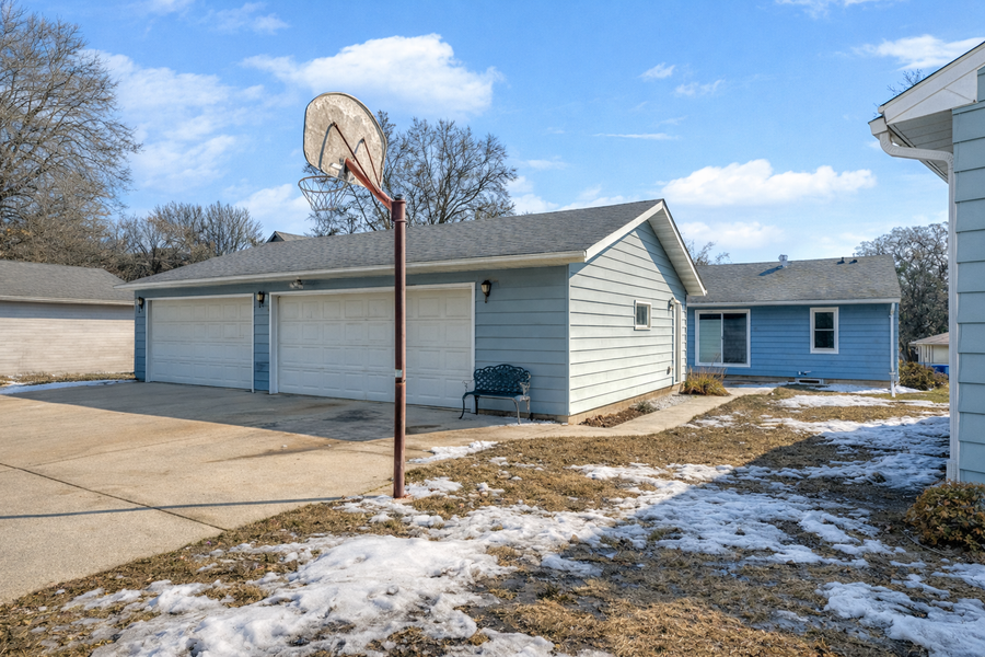 1050 Carlton Avenue, Faribault, MN 55021 - #2