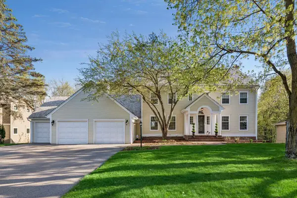 19515 Waterford Place, Excelsior, MN 55331