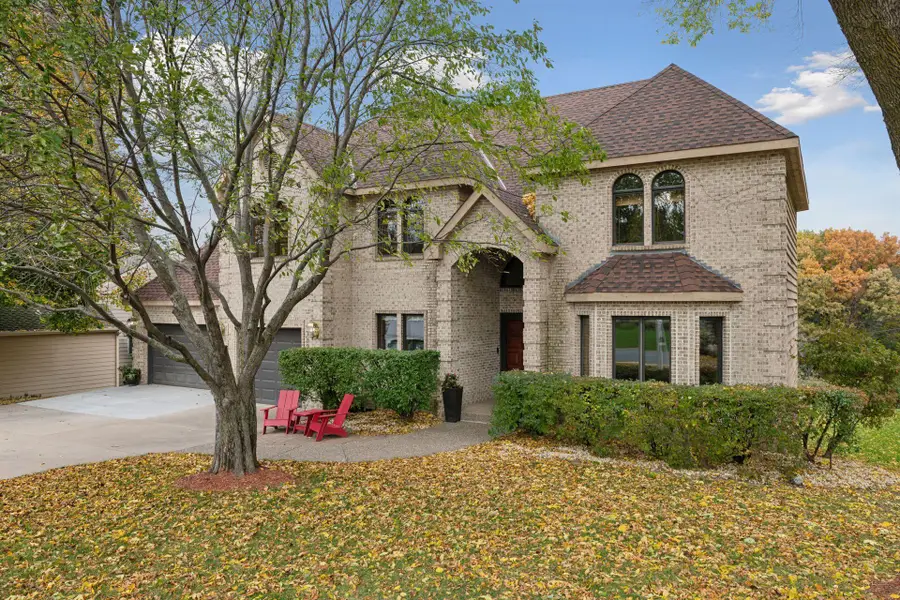 7325 Bush Lake Drive, Bloomington, MN 55438 - Image #2