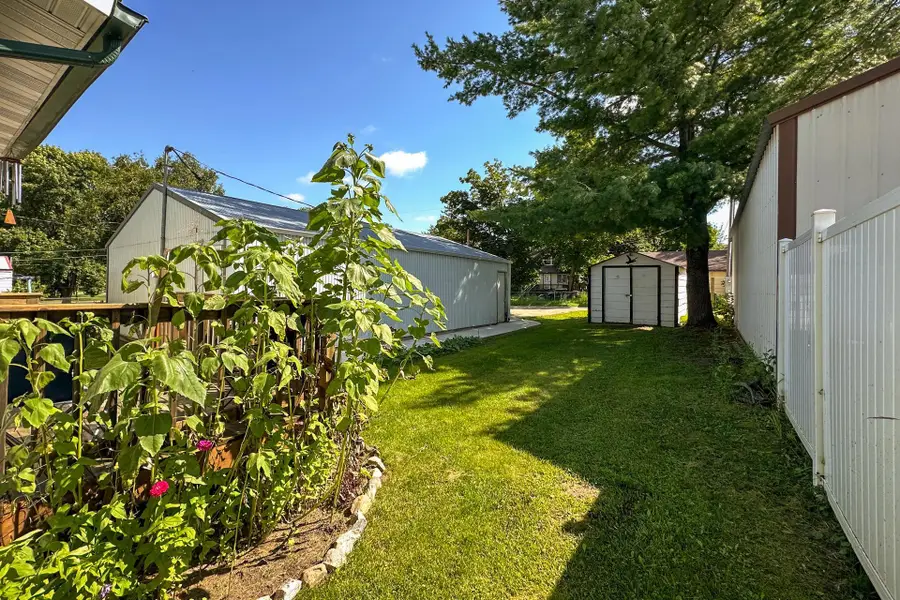 108 Central Avenue S, Bertha, MN 56437 - #3