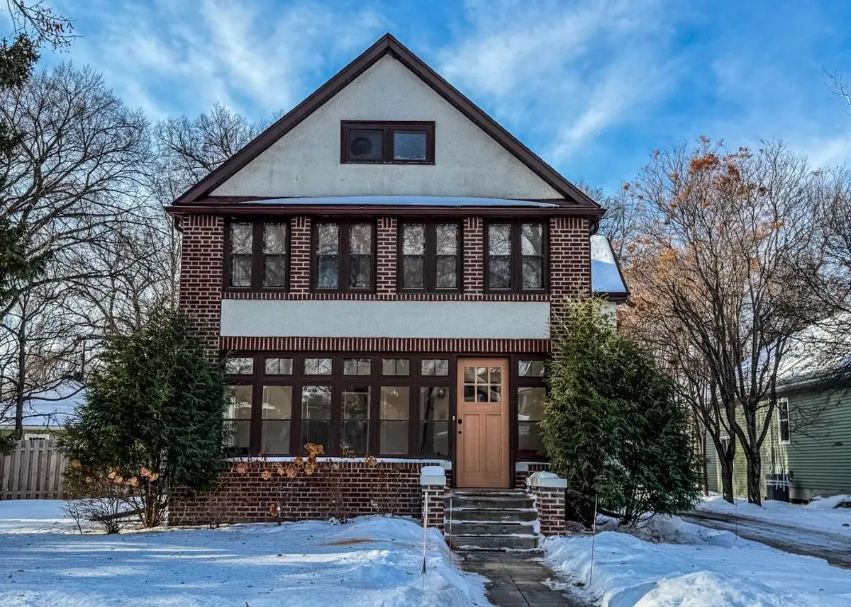 911 8th Street S, Fargo, ND 58103 - Image #1