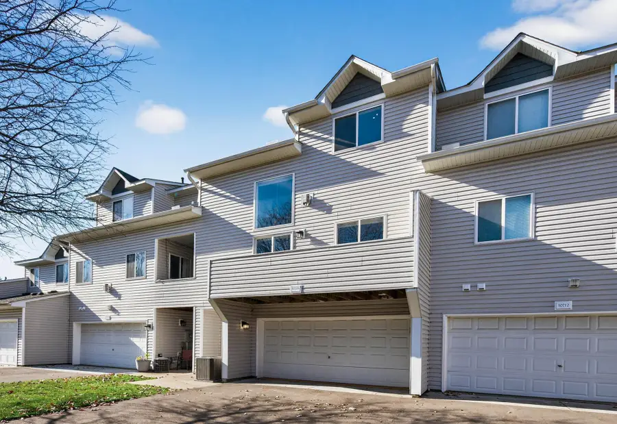 10708 Tamarack Street Nw, Coon Rapids, MN 55433 - Image #2