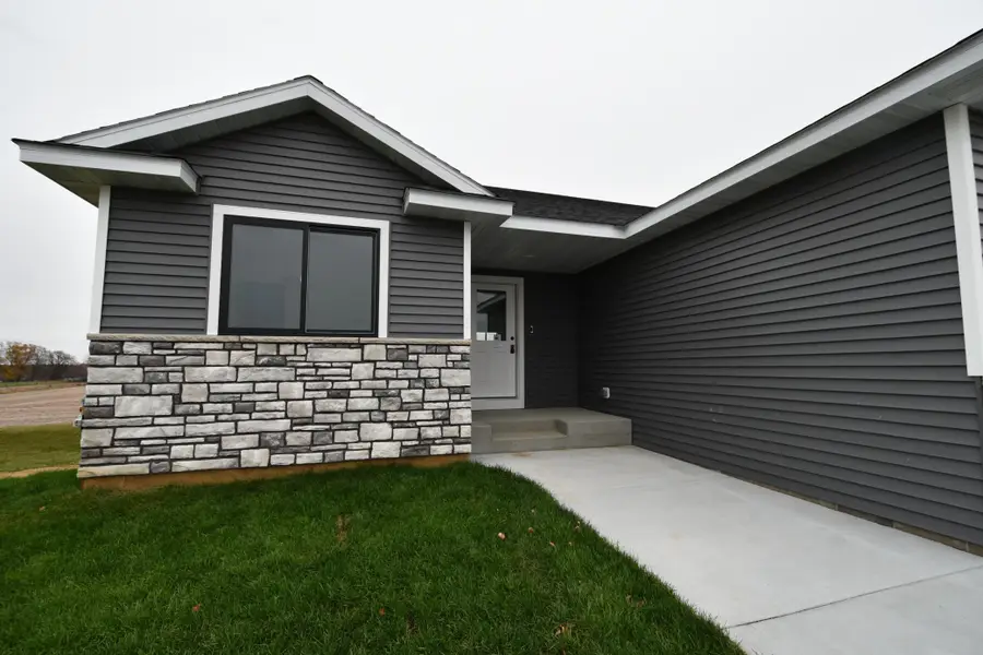 903 7th Avenue, Wanamingo, MN 55983 - Image #2