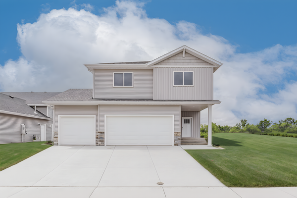 1264 Marlys Drive W, West Fargo, ND 58078