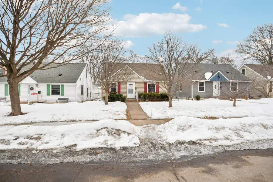 2741 Brunswick Avenue S, Saint Louis Park, MN 55416 - #2