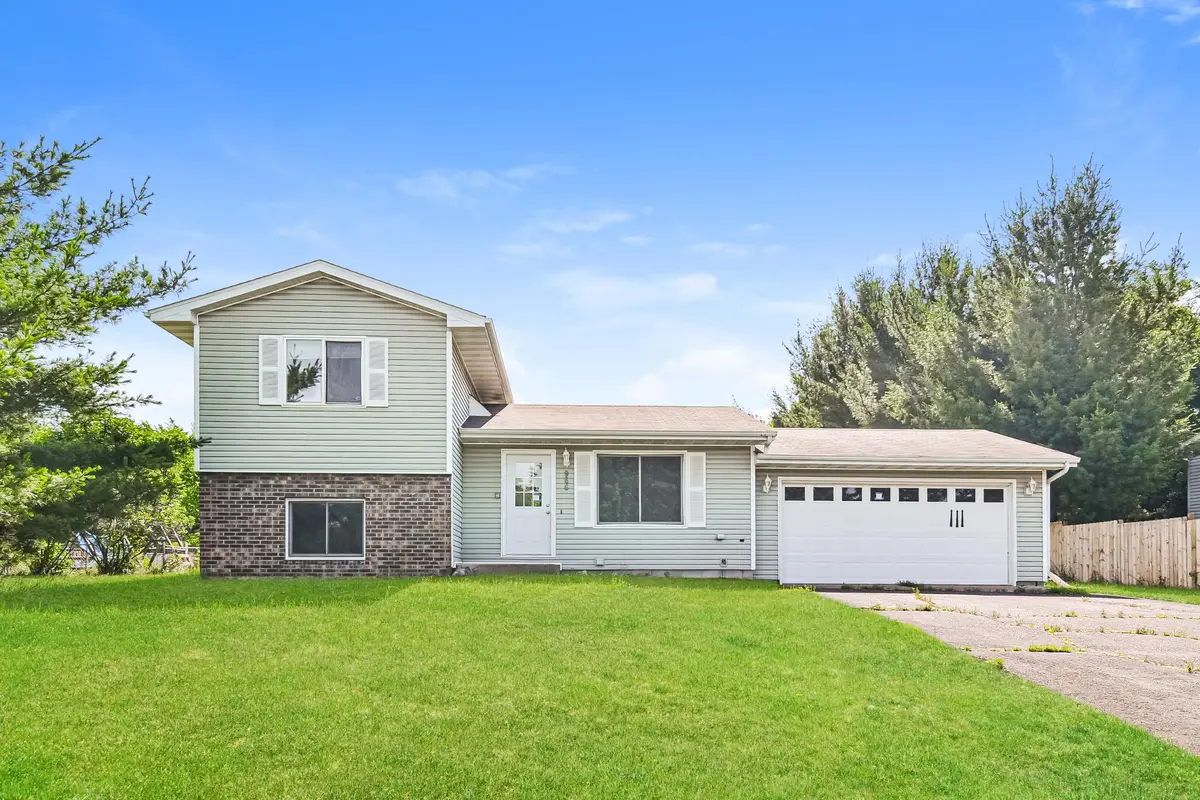 966 Chestnut Street, Taylors Falls, MN 55084 - Image #1