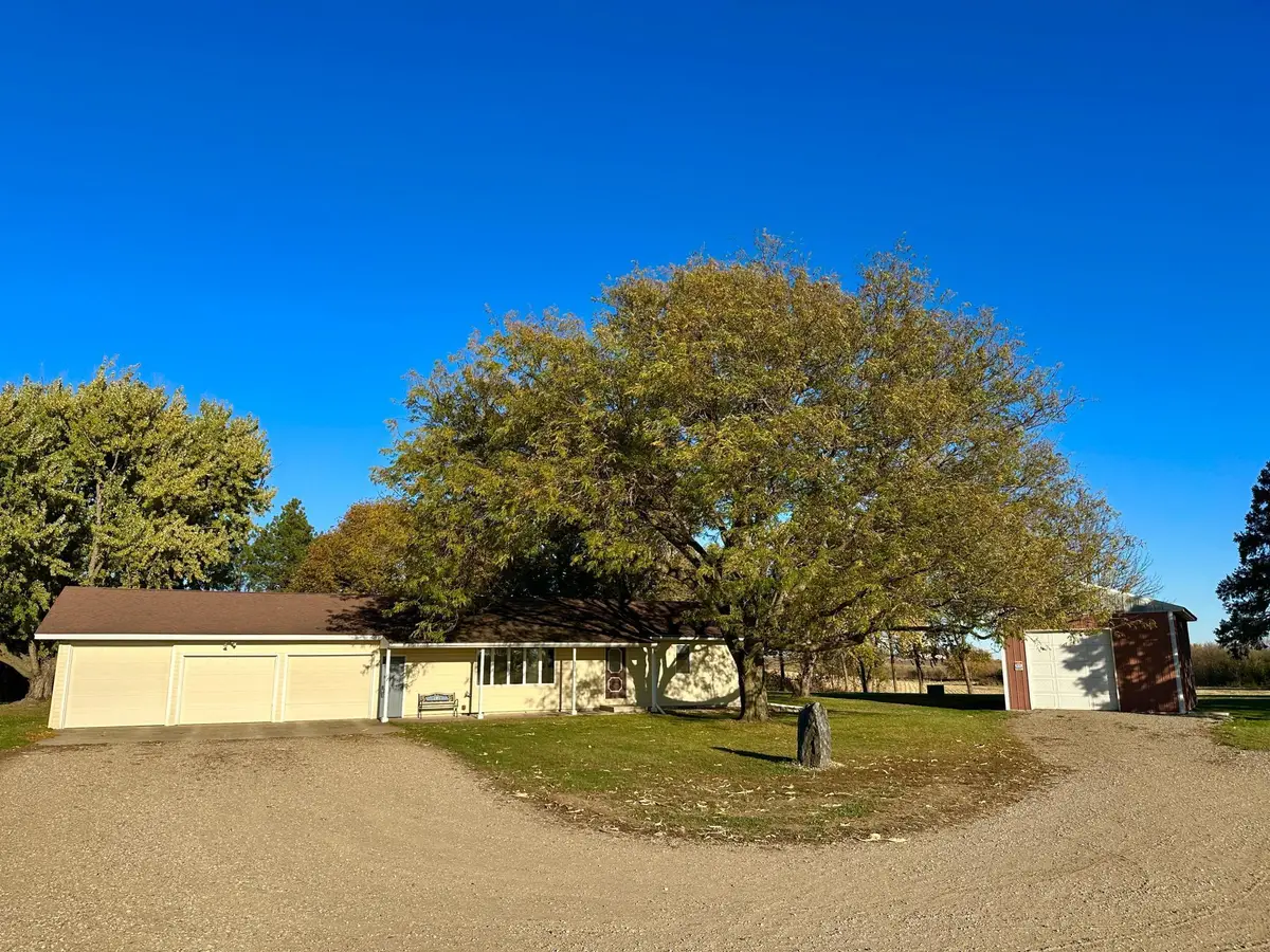 15742 675th Avenue, Alden, MN 56009 - #1