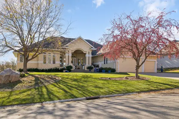 17044 Huntington Path, Lakeville, MN 55044