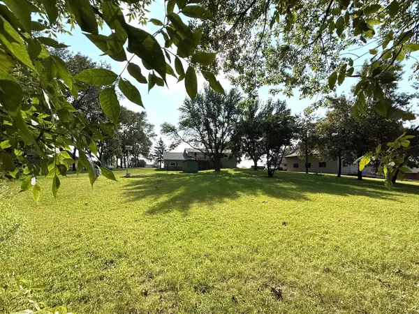 7192 21st Avenue Nw, Pennock, MN 56279