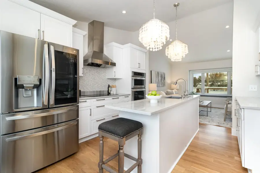 510 Elaine Avenue, Shoreview, MN 55126 - Image #3