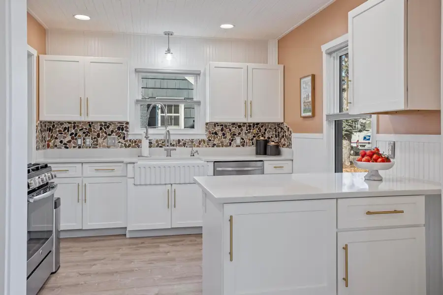 3280 Blackstone Avenue, Saint Louis Park, MN 55416 - #3