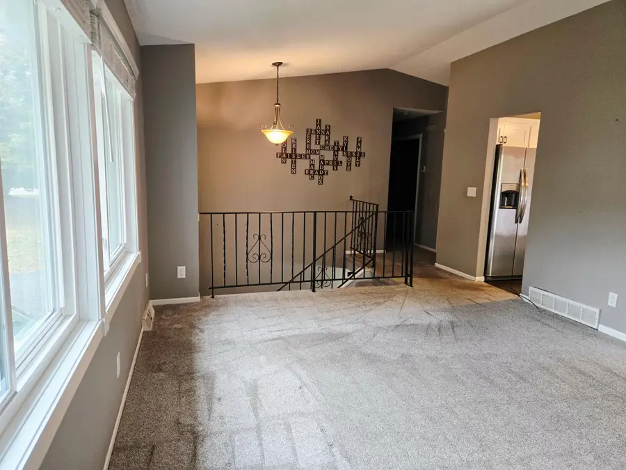 484 98th Lane Ne, Blaine, MN 55434 - Image #3