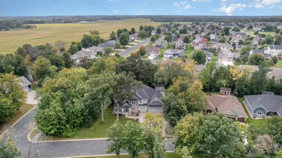 1410 Woodlands Court Se, New Prague, MN 56071 - #3