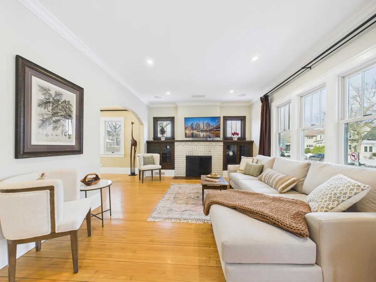 5000 York Avenue S, Minneapolis, MN 55410 - Image #1