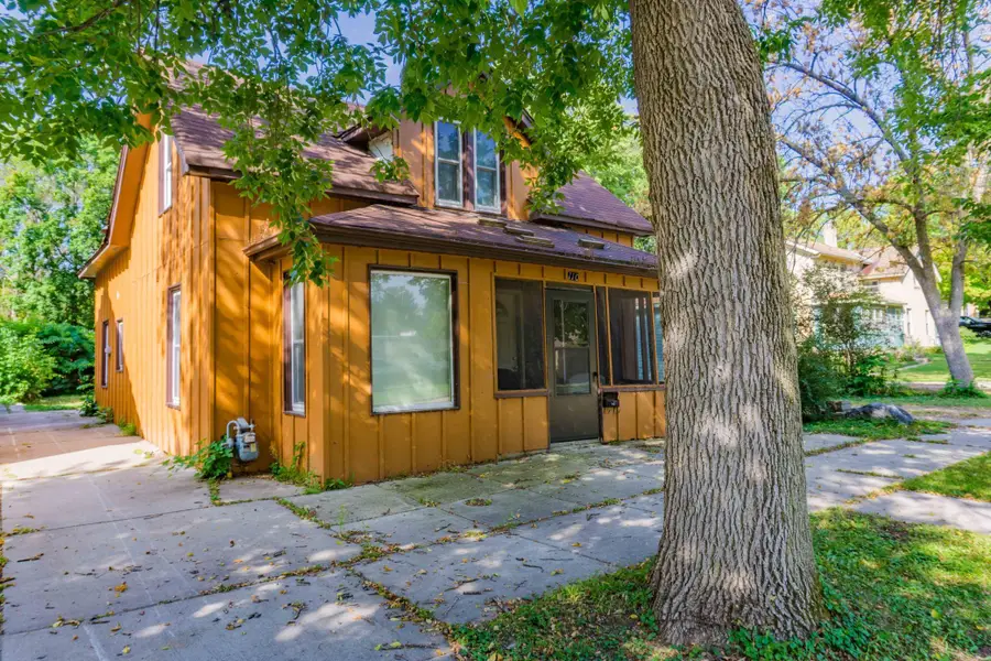 110 S Elm Street, Chaska, MN 55318 - Image #2