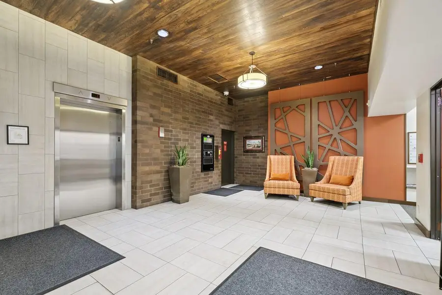 26 10th Street W #1005, Saint Paul, MN 55102 - Image #3