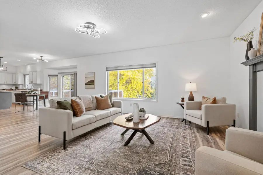 2777 Pampas Court, Shakopee, MN 55379 - Image #3