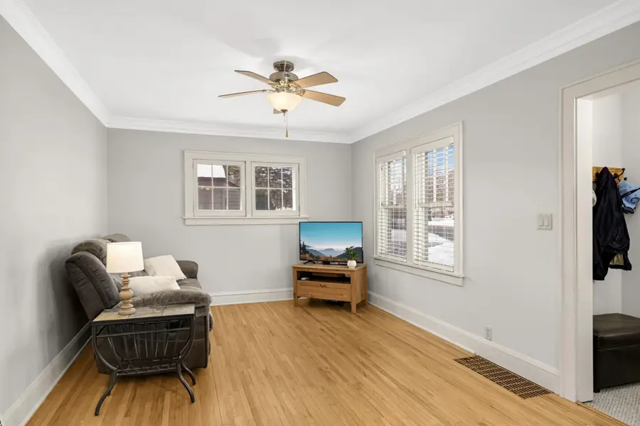 5905 36th Avenue N, Crystal, MN 55422 - #3