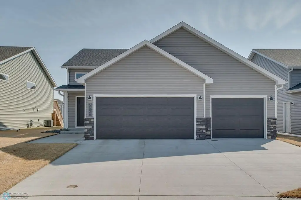 6636 27th Street S, Fargo, ND 58104 - Image #1