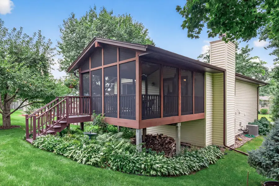 8320 Cleadis Avenue, Inver Grove Heights, MN 55076 - Image #3