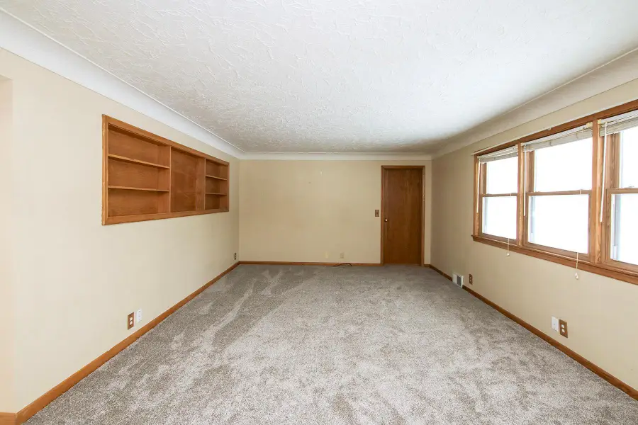 620 4th Avenue Sw, Hutchinson, MN 55350 - Image #2