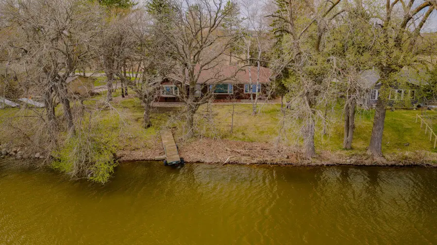 2113 Country Club Drive Ne, Willmar, MN 56201 - #2