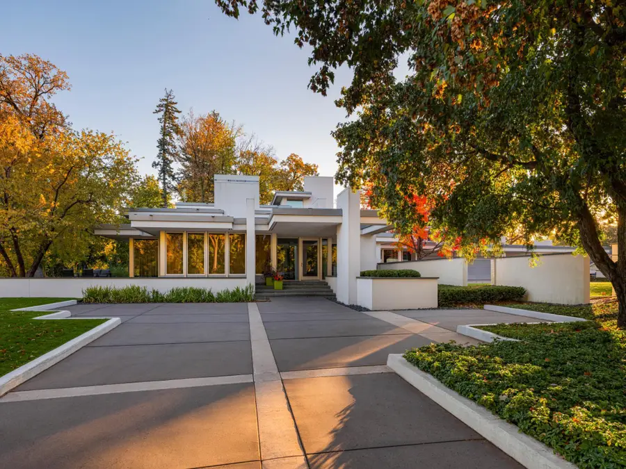 4855 E Lake Harriet Parkway, Minneapolis, MN 55419 - Image #2