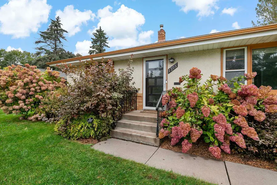 1205 Autumn Street, Roseville, MN 55113 - Image #2