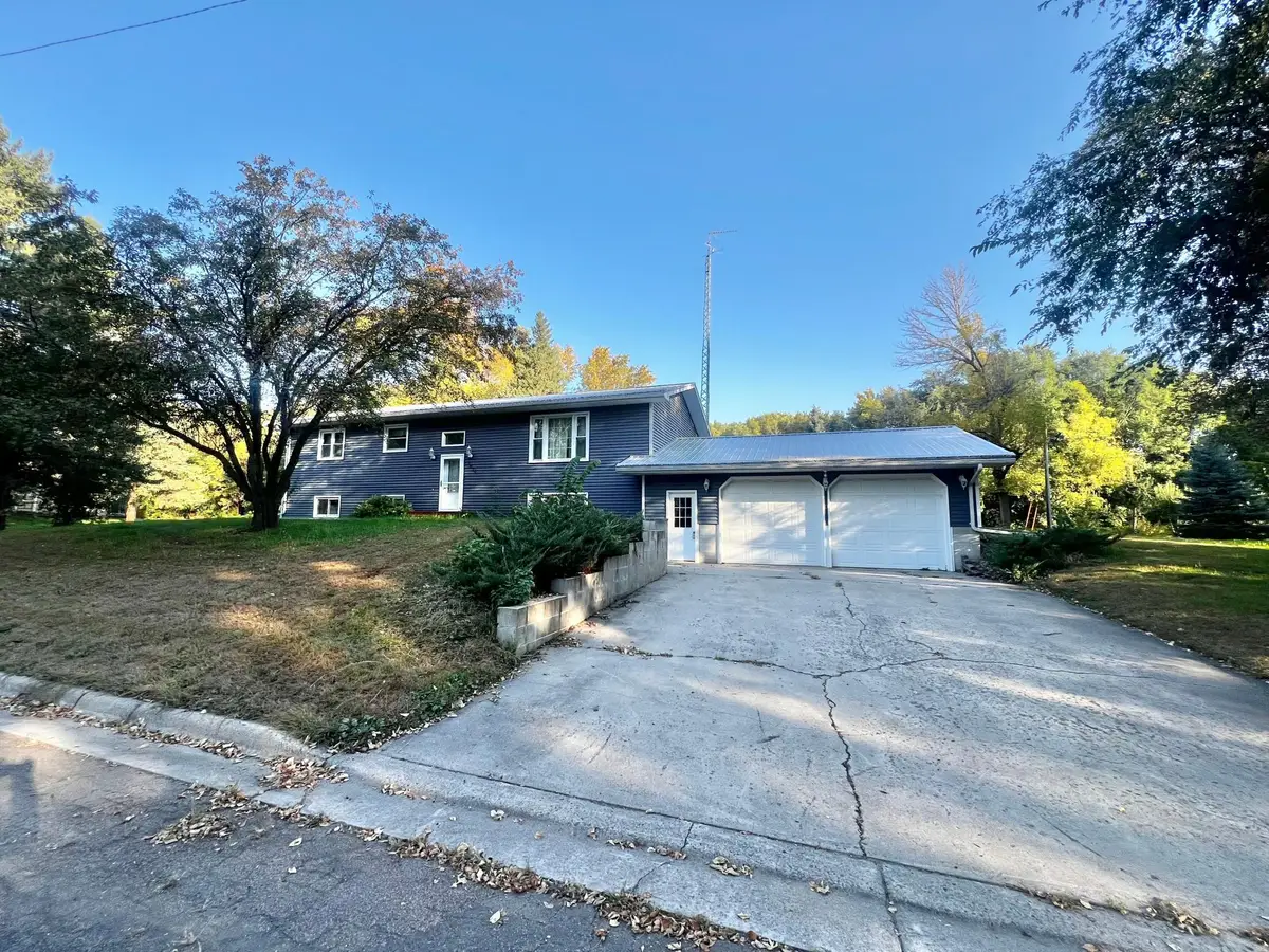 1416 13th Avenue, Clarkfield, MN 56223 - Image #1