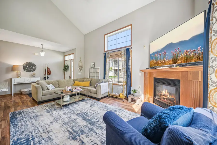 6786 Pine Crest Trail S, Cottage Grove, MN 55016 - Image #2