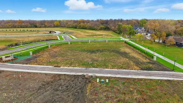 8216 Hebgen Drive, Horace, ND 58047