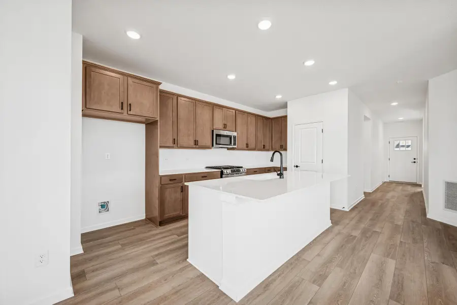 10555 Harbor Lane N, Maple Grove, MN 55369 - Image #3