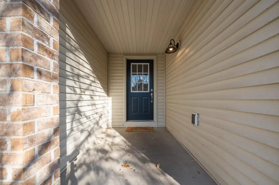 8382 Cedarview Circle, Savage, MN 55378 - Image #2