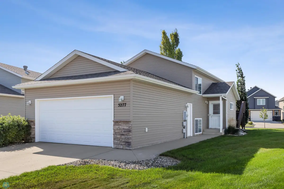 5277 49th Avenue S, Fargo, ND 58104 - Image #1