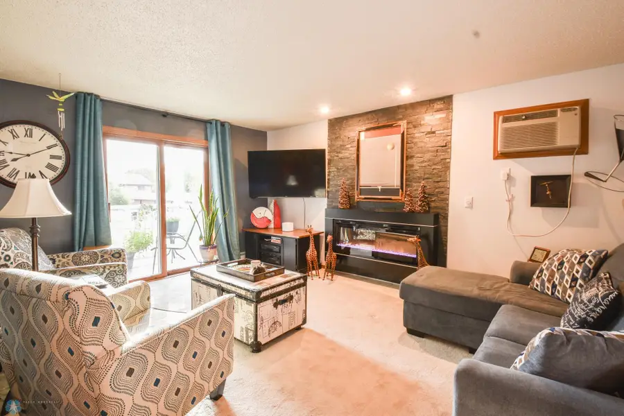 2535 25th Street S #204B, Fargo, ND 58103 - Image #2