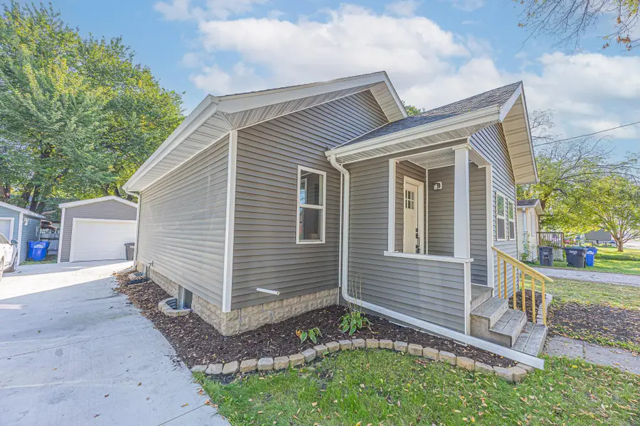 1208 University Drive S, Fargo, ND 58103 - Image #2