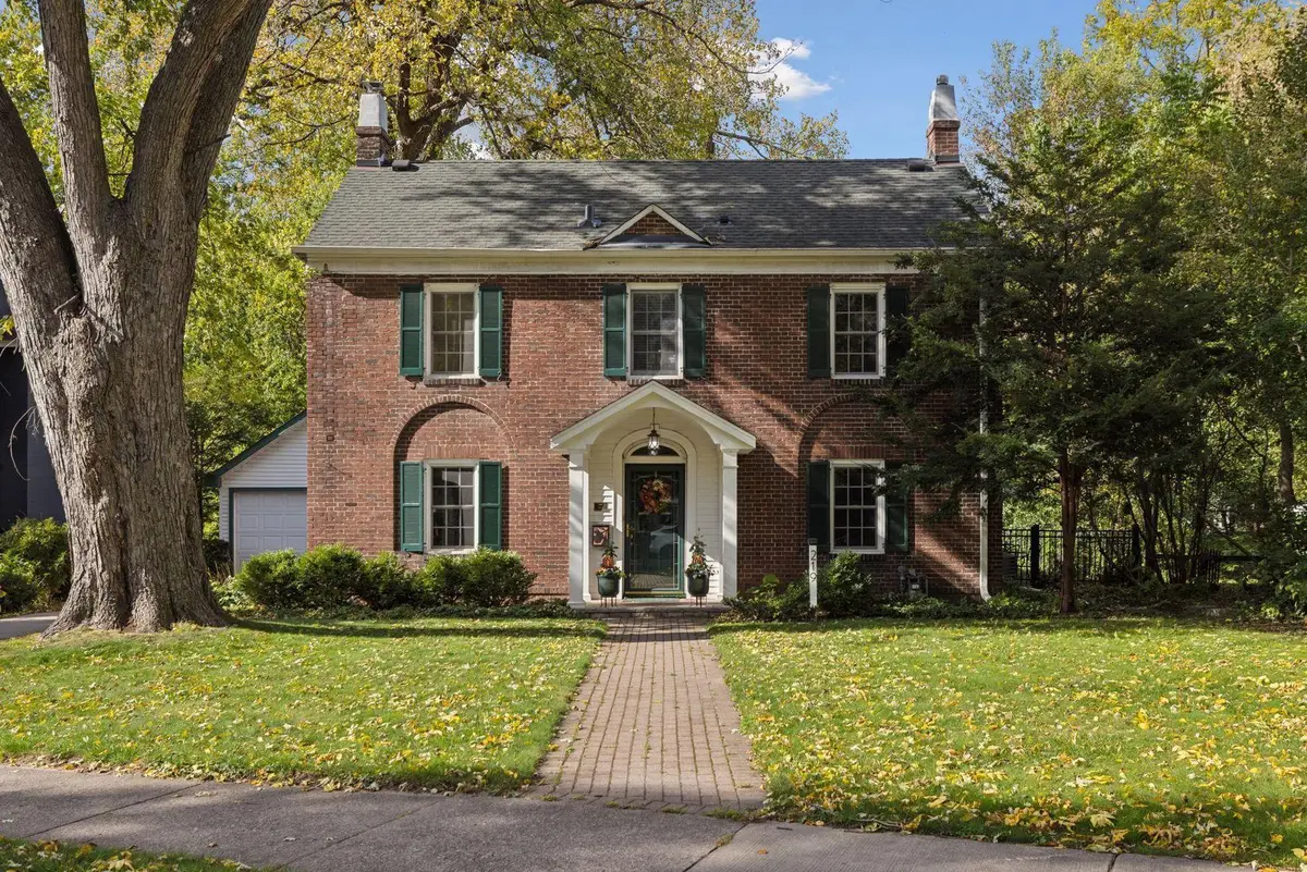 219 Amherst Street, Saint Paul, MN 55105 - #1