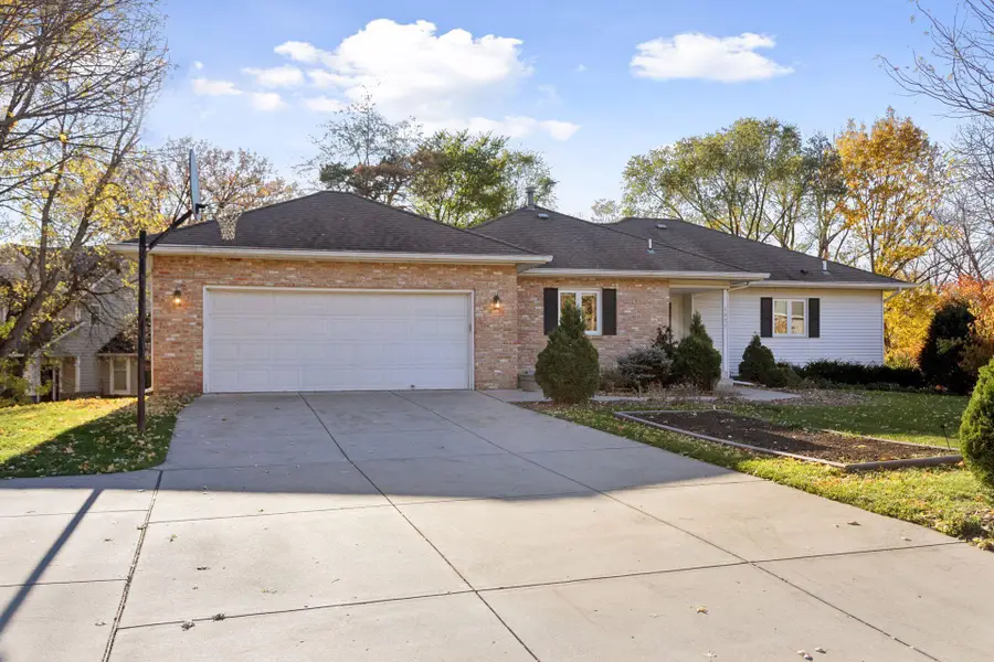 1837 Victoria Road S, Mendota Heights, MN 55118 - #3