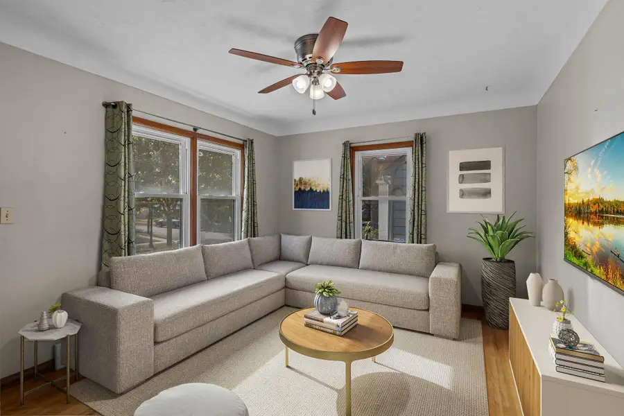 1905 Montana Avenue E, Saint Paul, MN 55119 - Image #2