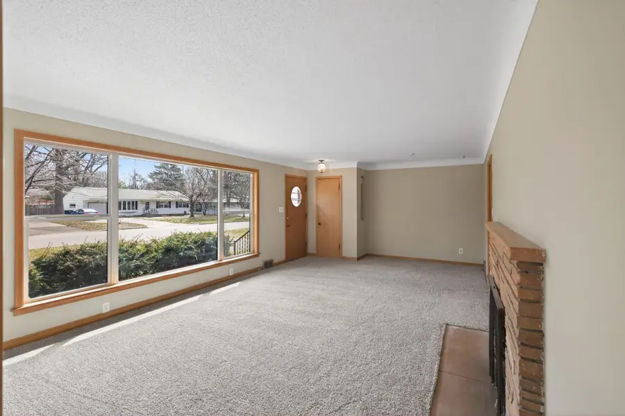 2009 Wheeler Street N, Roseville, MN 55113 - #3