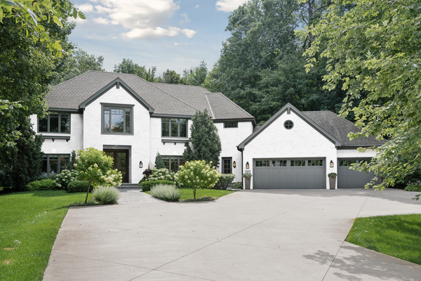 20715 Linwood Road, Deephaven, MN 55331