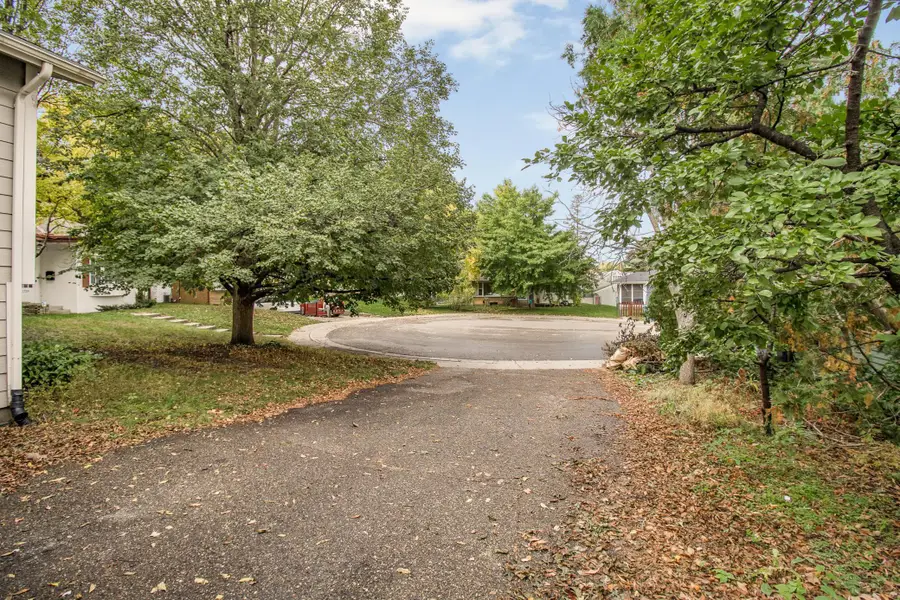 1733 Nokomis Circle, Minneapolis, MN 55417 - Image #3