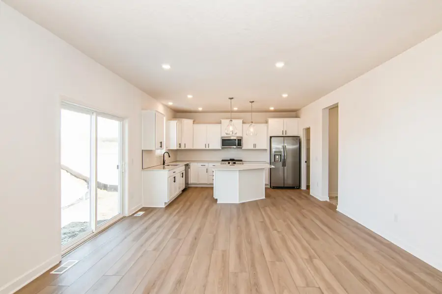 4618 Buckingham Drive Nw, Rochester, MN 55901 - Image #2