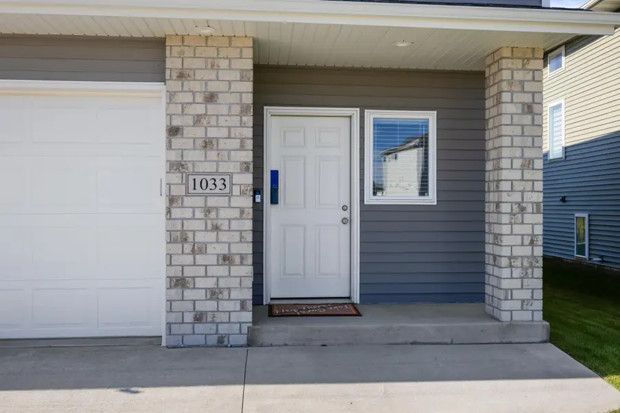 1033 Ashley Drive W, West Fargo, ND 58078 - Image #3