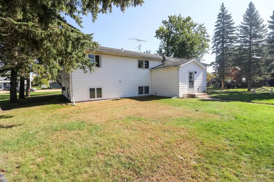 446 4th Street, Walcott, ND 58077 - #2